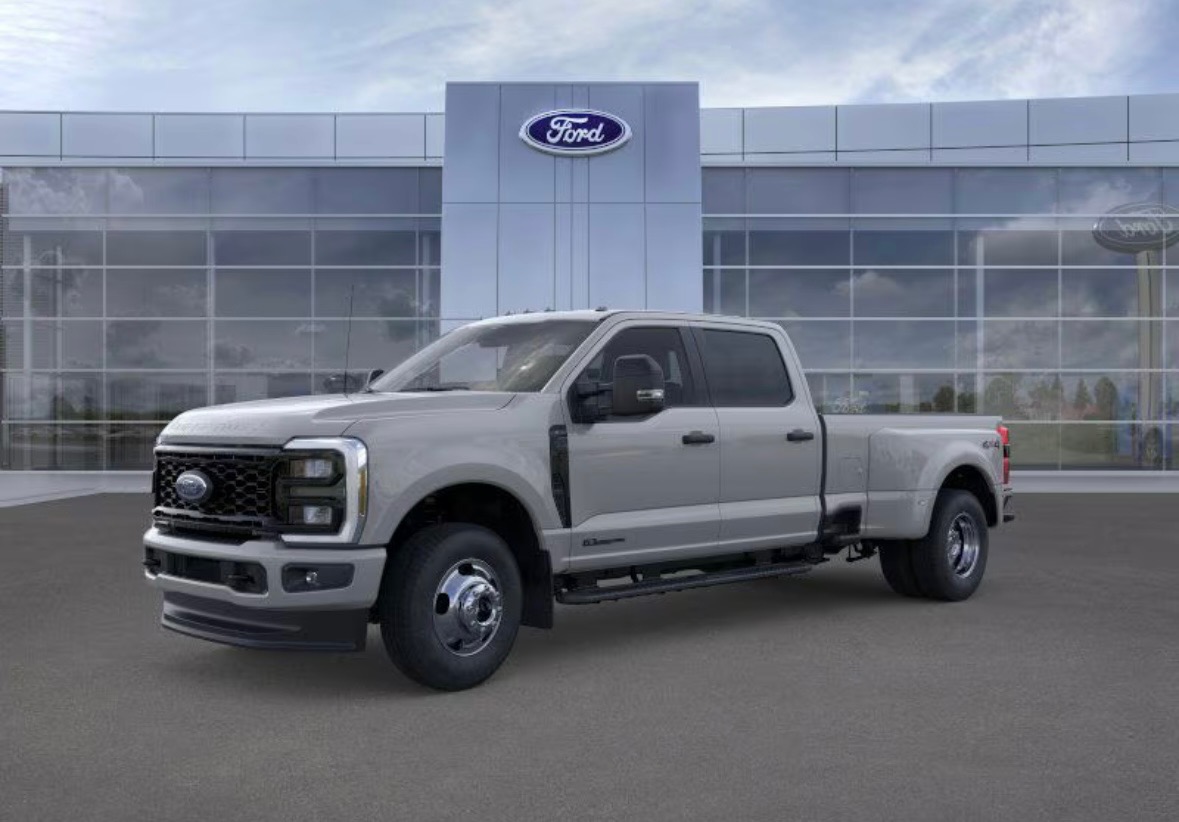 2026 Ford F-350 STX Diesel 4x4 Dually - Win A Truck Roping Prize